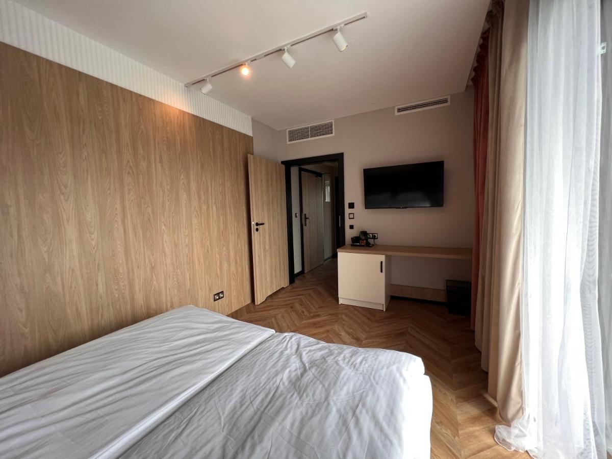 Resto Inn - Smart Apartamenty Blisko Energylandii Polwies Екстериор снимка