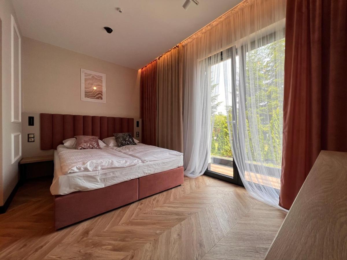 Resto Inn - Smart Apartamenty Blisko Energylandii Polwies Екстериор снимка