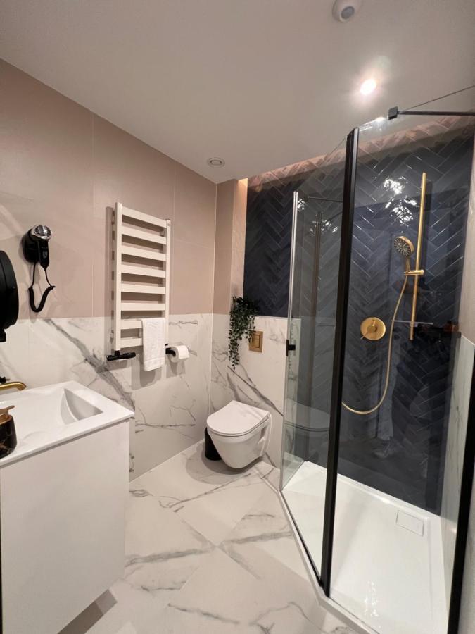 Resto Inn - Smart Apartamenty Blisko Energylandii Polwies Екстериор снимка