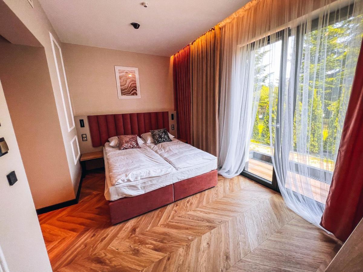 Resto Inn - Smart Apartamenty Blisko Energylandii Polwies Екстериор снимка
