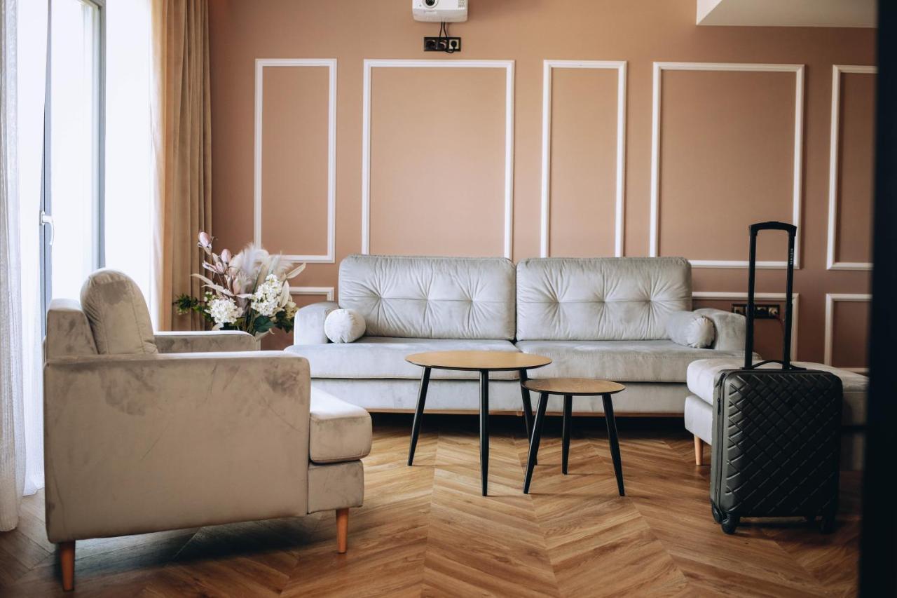 Resto Inn - Smart Apartamenty Blisko Energylandii Polwies Екстериор снимка